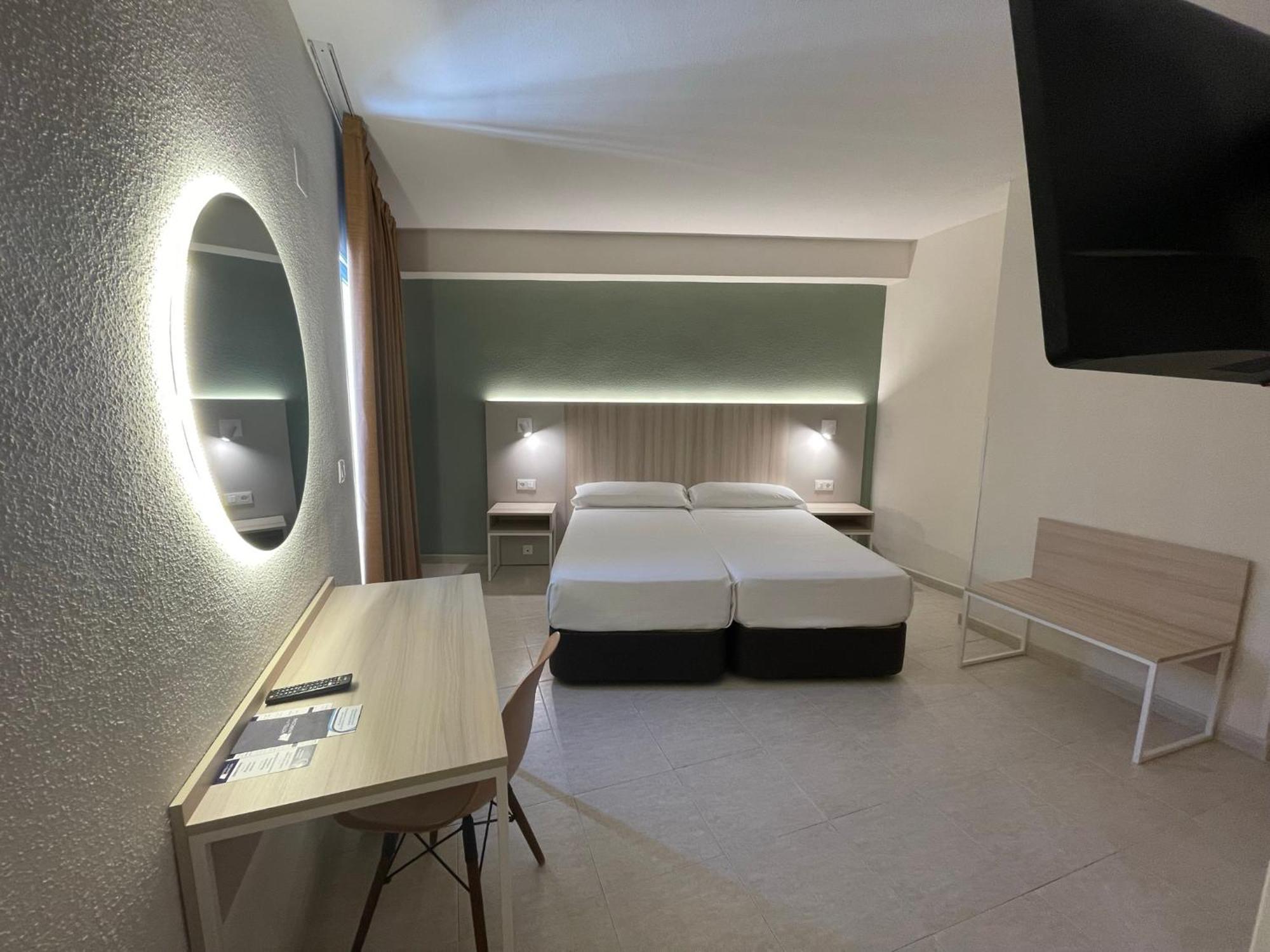 Hotel Marconi 베니돔 외부 사진
