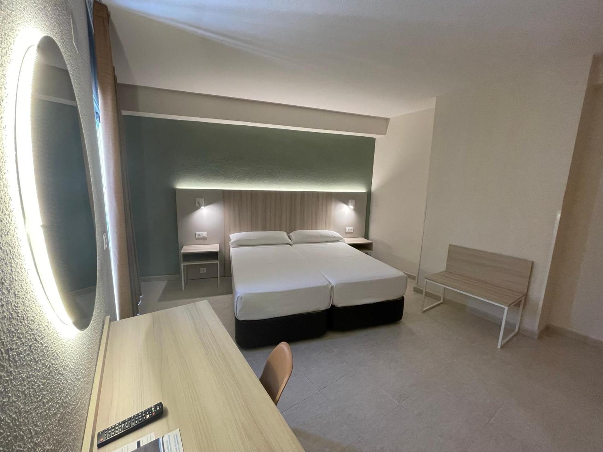Hotel Marconi 베니돔 외부 사진